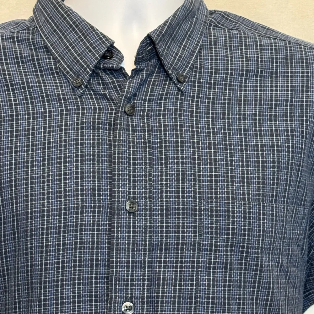 C-161 Men’s Dockers Blue & Black Plaid Short Sleeve Casual Button Down‎ Shirt
